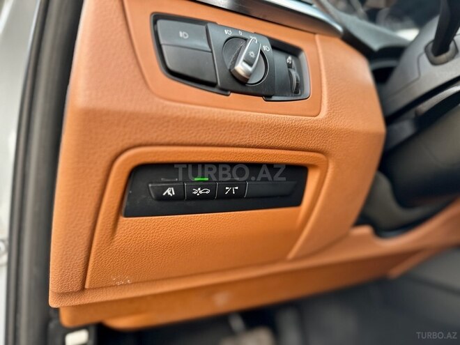 BMW 328 2013, 238,000 km - 2.0 л - Gəncə