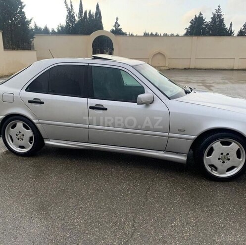 Mercedes C 240 1998, 398,000 km - 2.4 l - Beyləqan