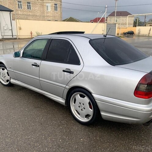 Mercedes C 240 1998, 398,000 km - 2.4 l - Beyləqan
