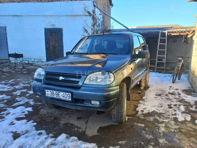 Chevrolet Niva 2008, 101,604 km - 1.7 л - Qusar