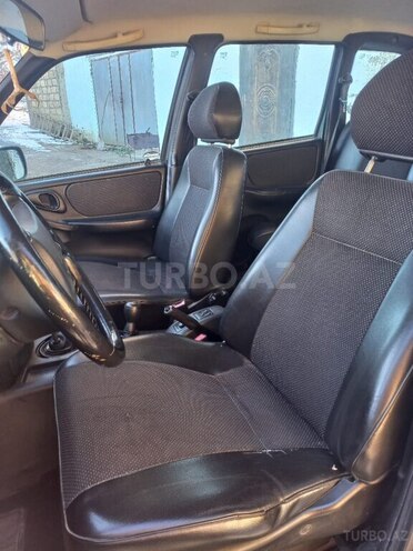 Chevrolet Niva 2008, 101,604 km - 1.7 л - Qusar