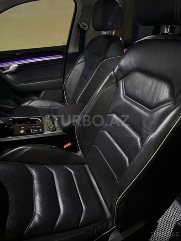 Volkswagen Touareg 2019, 60,000 km - 3.0 л - Bakı