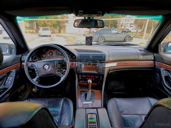 BMW 735 2001, 258,000 km - 3.5 l - Bakı