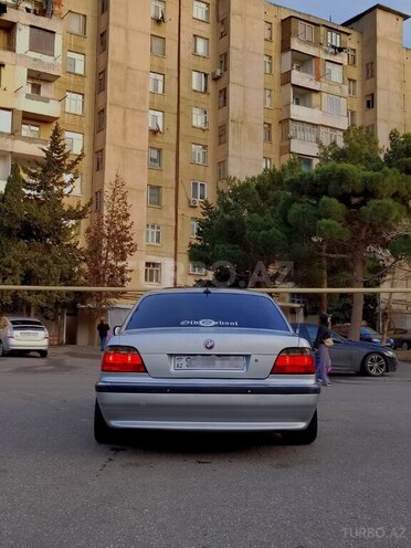 BMW 735 2001, 258,000 km - 3.5 l - Bakı