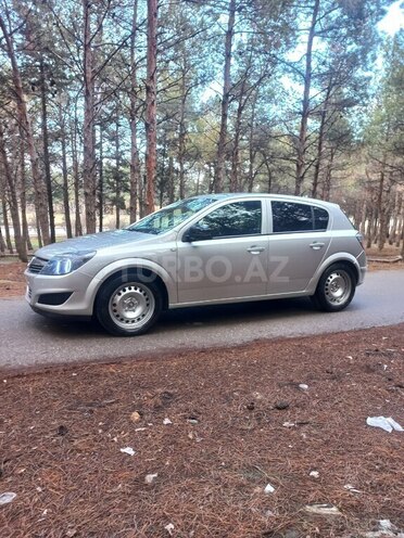 Opel Astra 2008, 256,000 km - 1.3 l - Bakı