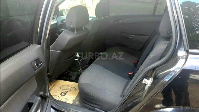 Opel Astra 2006, 260,000 km - 1.4 l - Gəncə