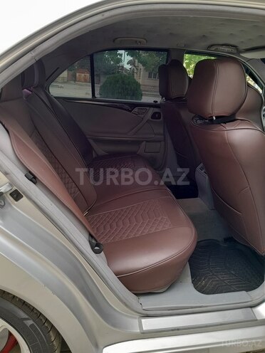 Mercedes E 270 2000, 343,000 km - 2.7 л - İmişli