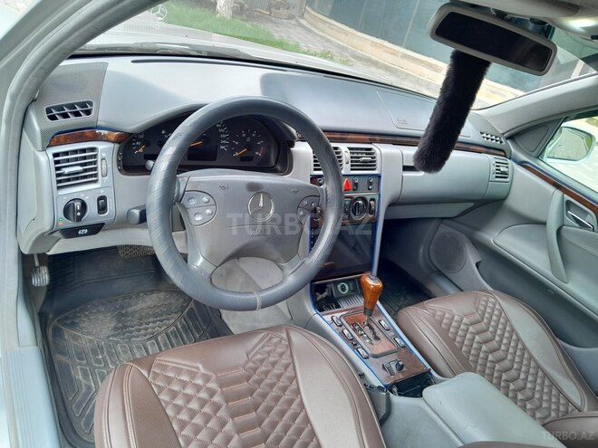 Mercedes E 270 2000, 343,000 km - 2.7 л - İmişli