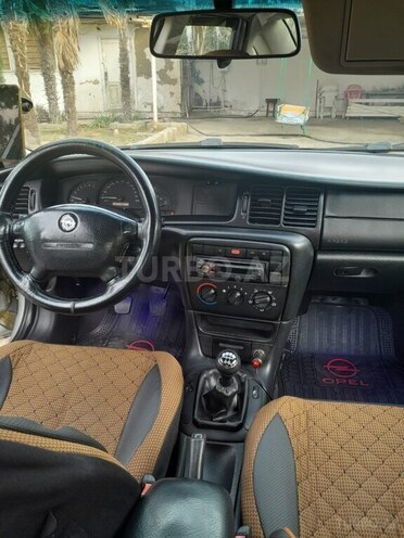 Opel Vectra 1999, 300,000 km - 1.6 l - Zərdab