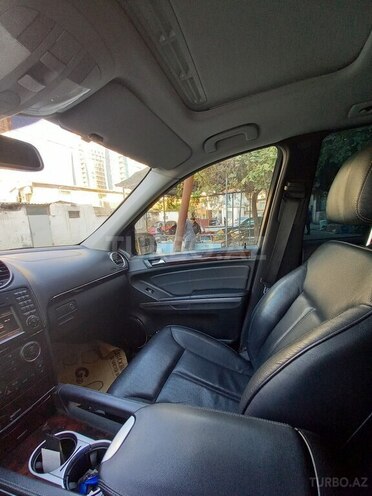 Mercedes GL 550 2009, 133,000 km - 5.5 l - Bakı