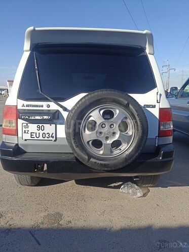 Mitsubishi Pajero io 1999, 250,000 km - 2.0 л - Bakı