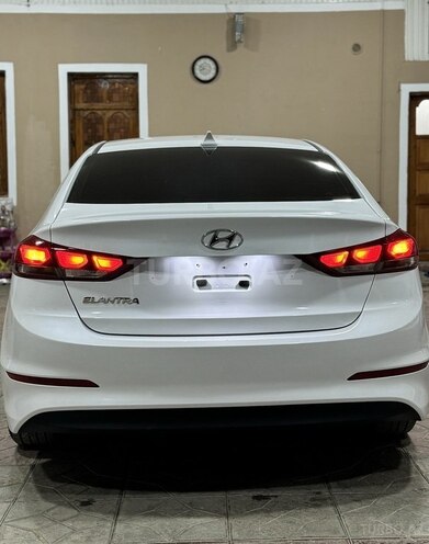 Hyundai Elantra 2017, 85,000 km - 2.0 l - Gəncə