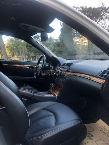 Mercedes E 350 2008, 295,000 km - 3.5 l - Bakı