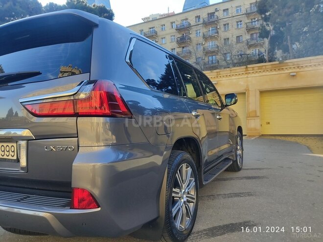Lexus LX 570 2016, 88,000 km - 5.7 l - Bakı