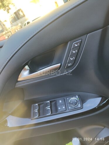 Lexus LX 570 2016, 88,000 km - 5.7 l - Bakı