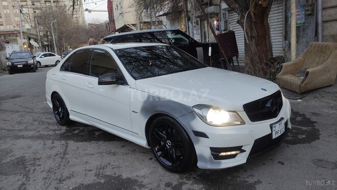 Mercedes C 250 2012, 388,700 km - 1.8 l - Bakı