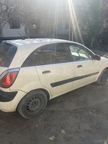 Kia Rio 2005, 300,000 km - 1.5 л - Bakı