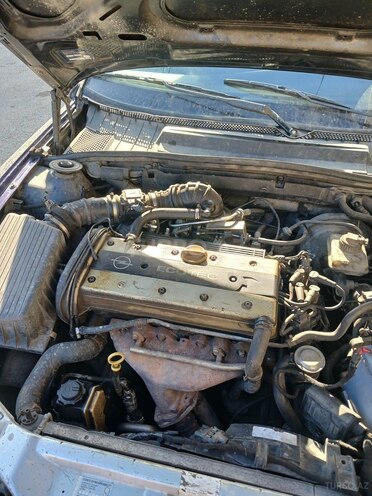 Opel Vectra 1997, 322,553 km - 1.8 l - Sumqayıt