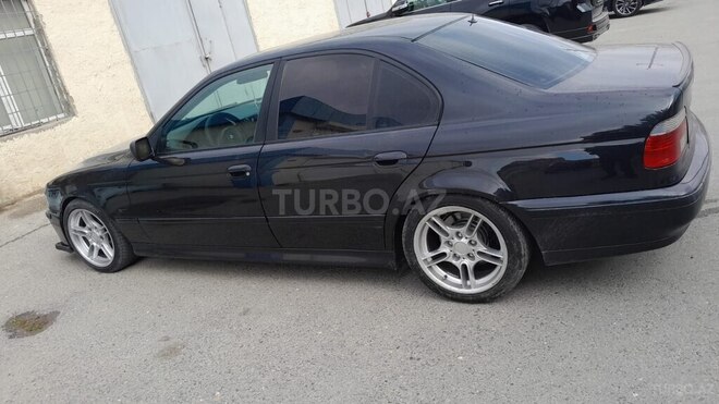 BMW 525 2001, 402,913 km - 2.5 l - Bakı