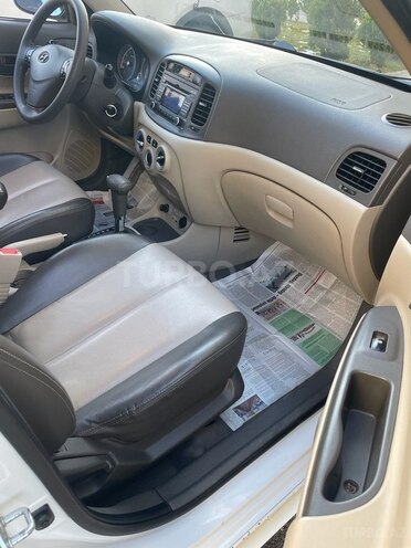 Hyundai Accent 2009, 144,000 km - 1.4 l - Bakı