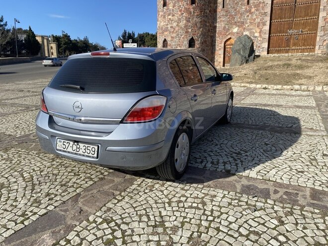Opel Astra 2005, 235,000 km - 1.4 l - Tovuz