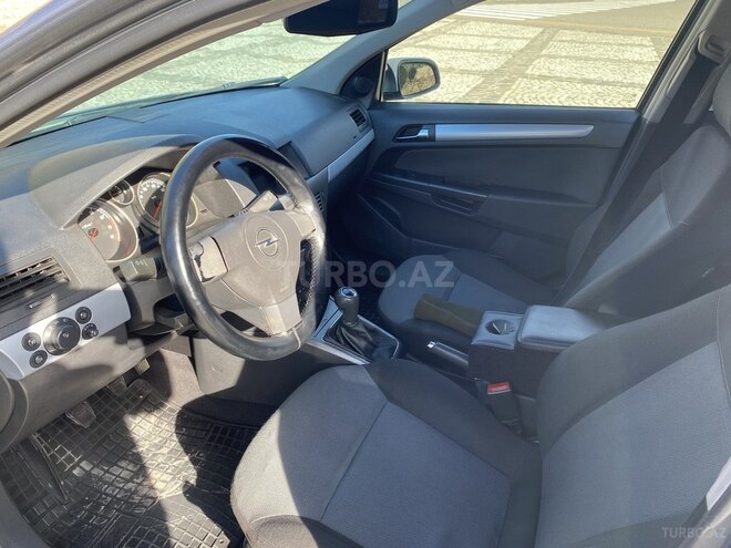 Opel Astra 2005, 235,000 km - 1.4 l - Tovuz
