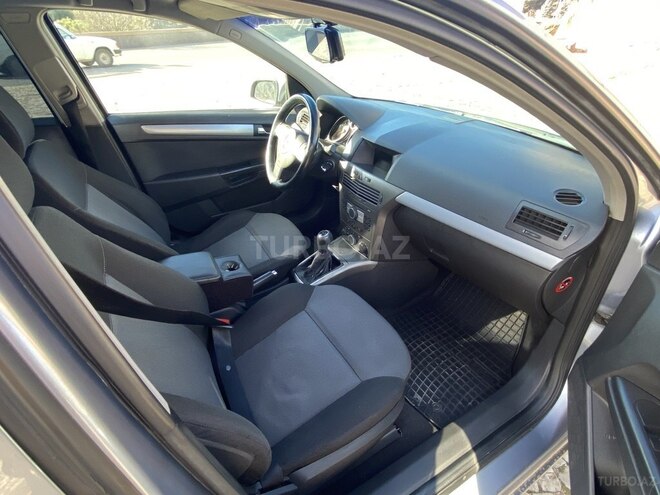 Opel Astra 2005, 235,000 km - 1.4 l - Tovuz