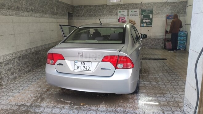 Honda Civic 2006, 250,000 km - 1.3 l - Bakı