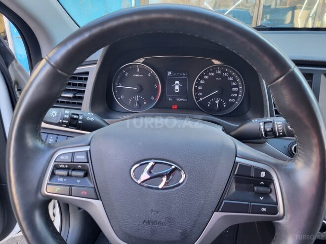 Hyundai Elantra 2015, 101,000 km - 1.6 л - Bakı
