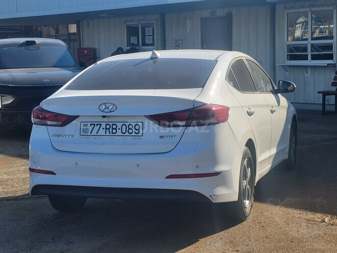 Hyundai Elantra 2015, 101,000 km - 1.6 л - Bakı