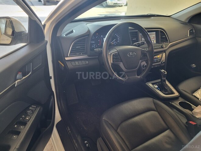 Hyundai Elantra 2015, 101,000 km - 1.6 л - Bakı