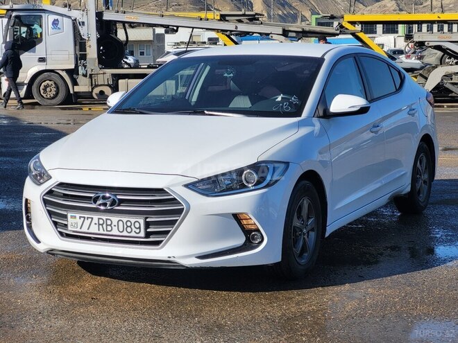 Hyundai Elantra 2015, 101,000 km - 1.6 л - Bakı