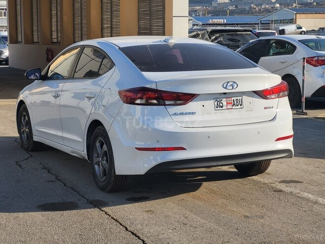 Hyundai Elantra 2015, 101,000 km - 1.6 л - Bakı