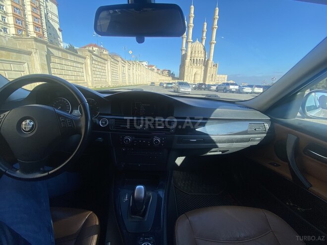 BMW 320 2010, 220,000 km - 2.0 l - Bakı