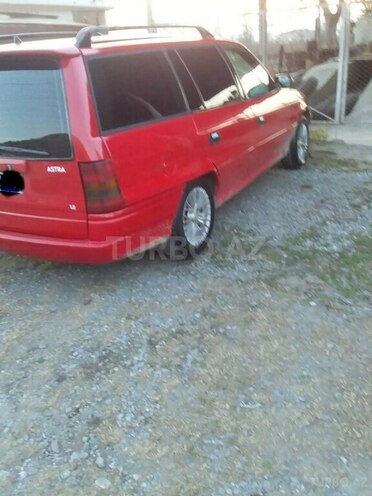 Opel Astra 1995, 204,894 km - 1.8 l - Şəki