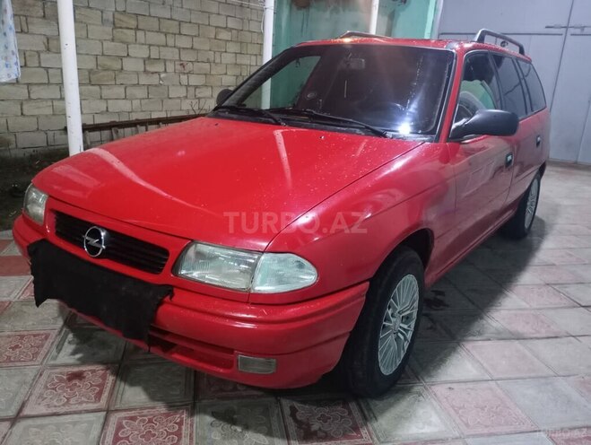 Opel Astra 1995, 204,894 km - 1.8 l - Şəki