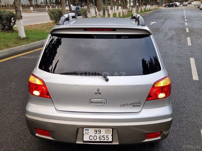 Mitsubishi Outlander 2003, 243,752 km - 2.4 l - Bakı