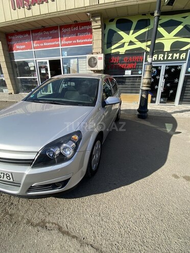 Opel Astra 2005, 176,000 km - 1.4 л - Tovuz