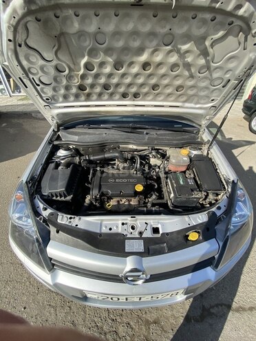 Opel Astra 2005, 176,000 km - 1.4 л - Tovuz