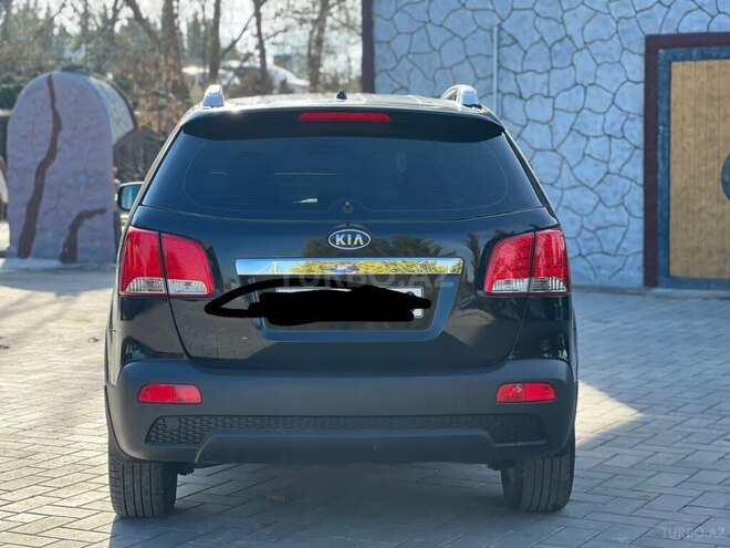 Kia Sorento 2011, 111,111 km - 2.0 l - Saatlı