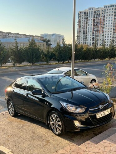 Hyundai Accent 2015, 231,746 km - 1.6 l - Bakı