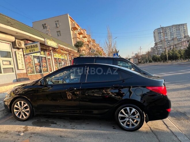 Hyundai Accent 2015, 231,746 km - 1.6 l - Bakı
