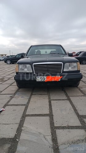 Mercedes E 220 1994, 354,000 km - 2.2 l - Lənkəran