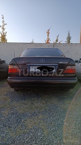 Mercedes E 220 1994, 354,000 km - 2.2 l - Lənkəran