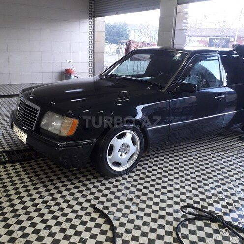 Mercedes E 220 1994, 354,000 km - 2.2 l - Lənkəran