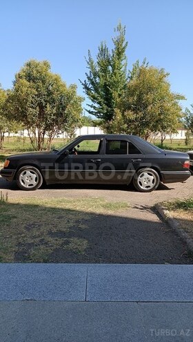 Mercedes E 220 1994, 354,000 km - 2.2 l - Lənkəran