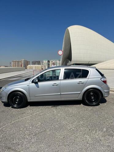 Opel Astra 2005, 265,000 km - 1.4 л - Bakı
