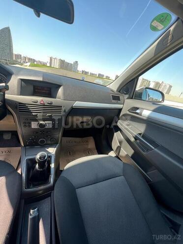Opel Astra 2005, 265,000 km - 1.4 л - Bakı