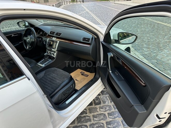 Volkswagen Passat 2012, 238,000 km - 1.8 l - Bakı