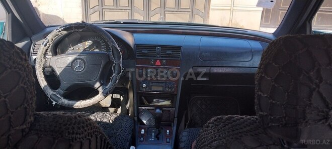 Mercedes C 220 1997, 303,900 km - 2.2 л - Bakı